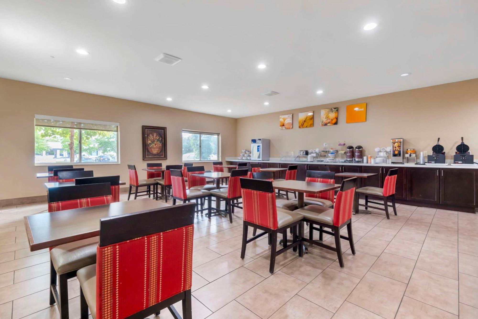 לקסינגטון Comfort Suites Keeneland מראה חיצוני תמונה