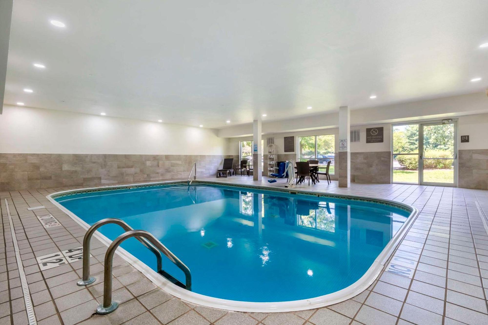 לקסינגטון Comfort Suites Keeneland מראה חיצוני תמונה