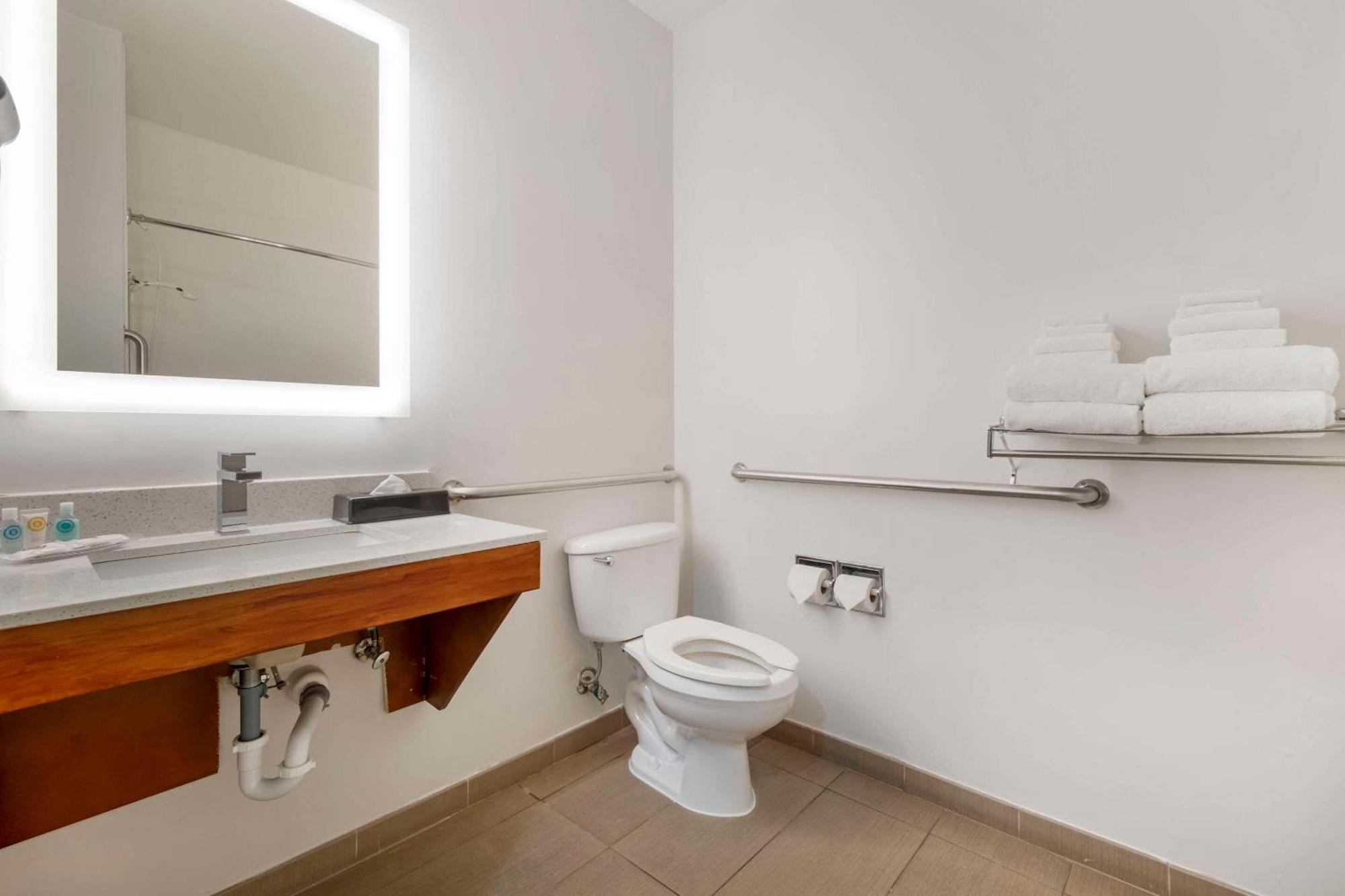 לקסינגטון Comfort Suites Keeneland מראה חיצוני תמונה
